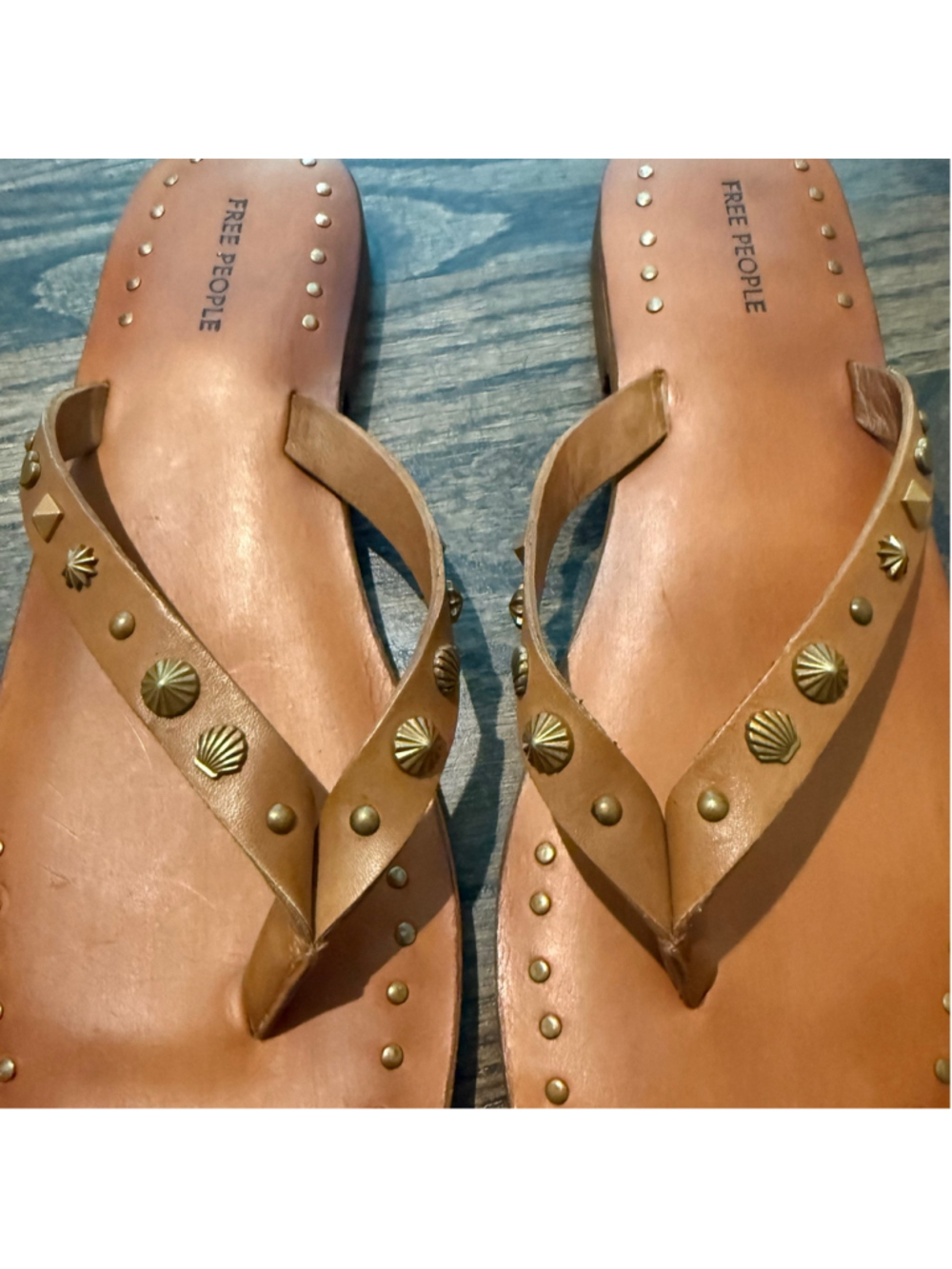 New Free People Brown Luggage Leather Tide Flip-Flops SZ 9